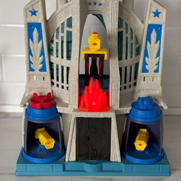 IMAGINEXT Fisher Hall of Justice League DC Comics Super Friends Playset 2014 - Picture 2 of 9